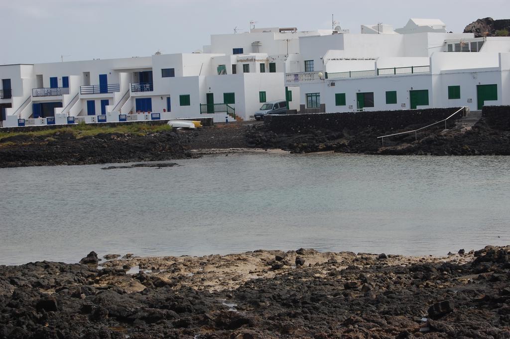 Casa Salinas Playa Apartment Orzola Luaran gambar